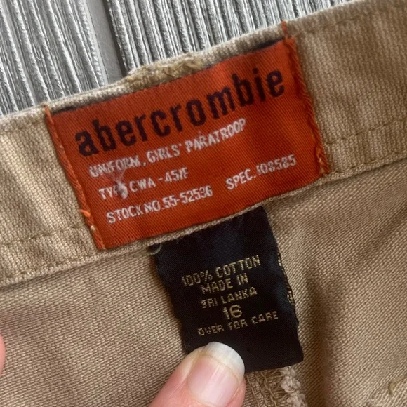 Abercrombie Kids Uniform Girls Paratroop Cargo Bootcut Khakis Girls Size 16 - Picture 3 of 10